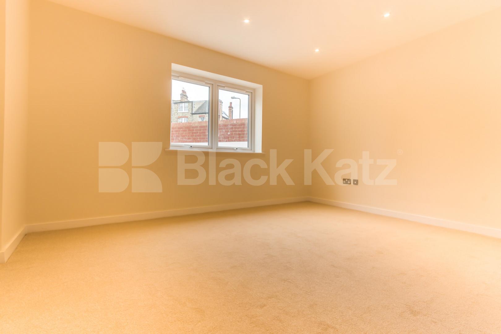 			Stunning Modern Apartment, 1 Bedroom, 1 bath, 1 reception Apartment			 Forest Walk, Muswell Hill